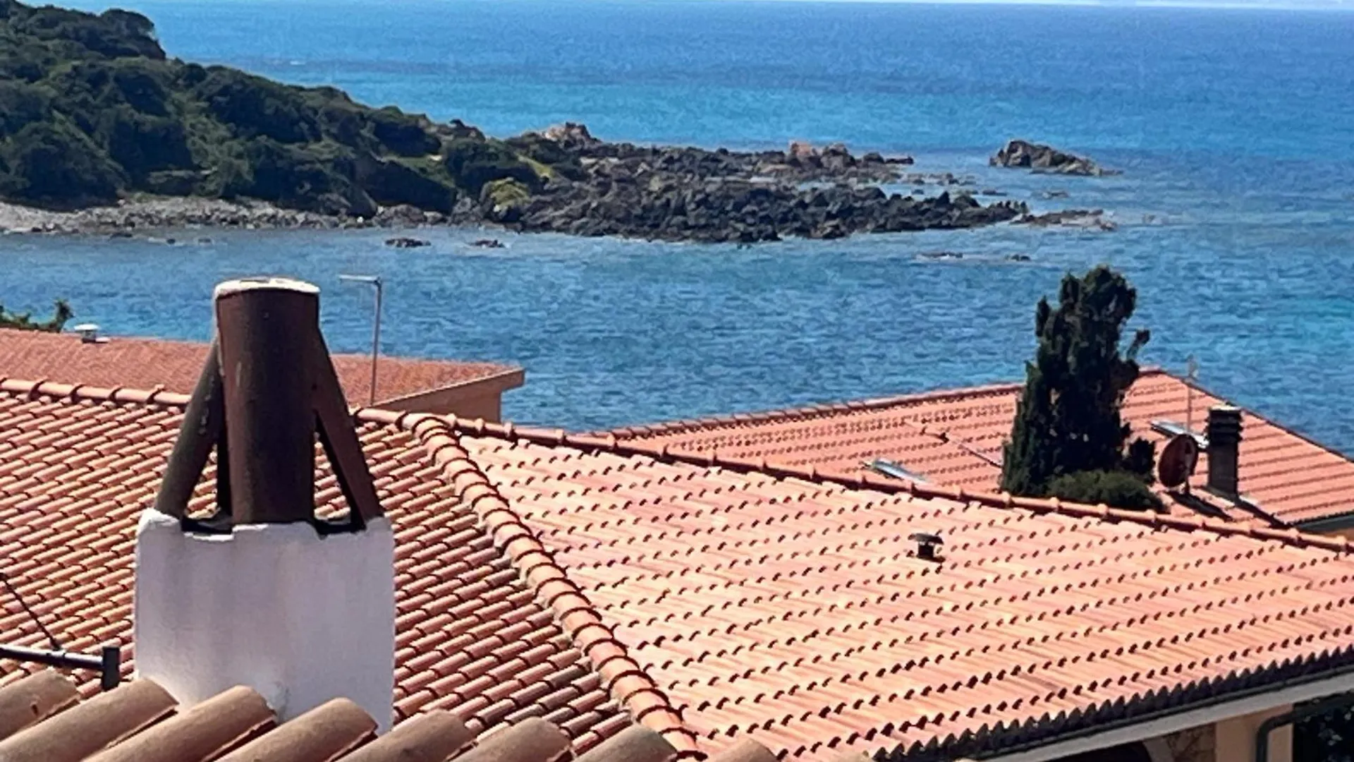 Appartamento Borgo Spiaggia 8 Letti Vista Mare Isola Rossa  Italia